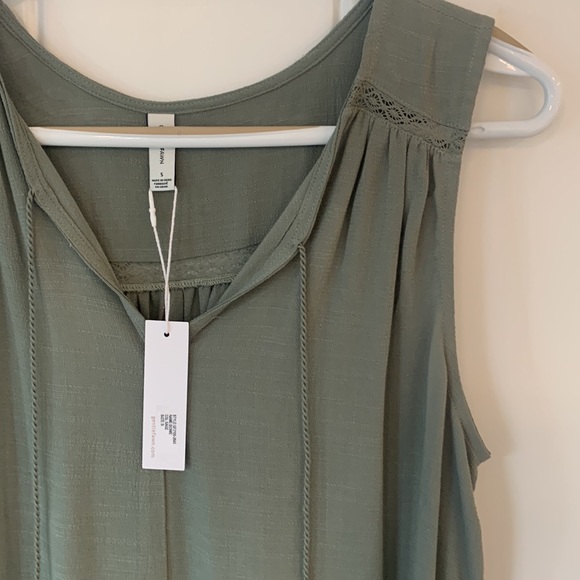 NWT Gentle Fawn sleeveless blouse - Picture 2 of 3